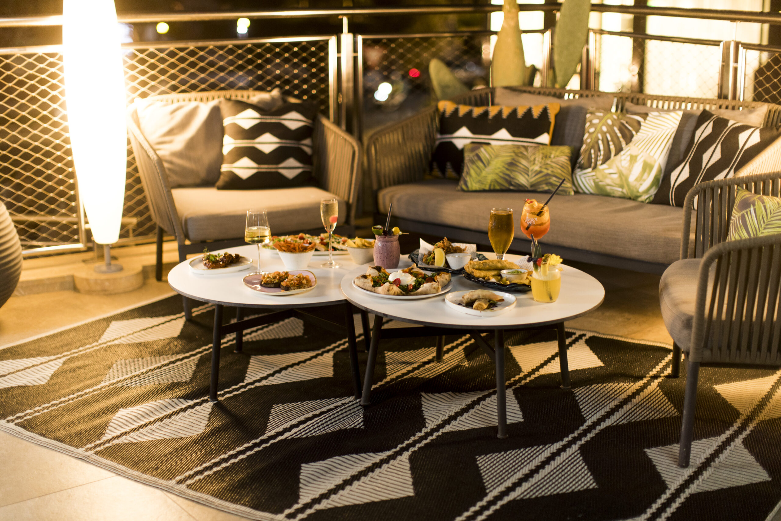 Outdoor Lounge Dining with Sharing Plates and Cocktails